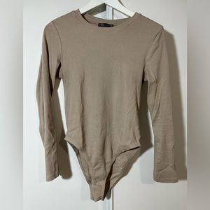 Zara Beige Longsleeve Bodysuit Size large
